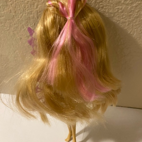 Doll - Picture 4 of 11